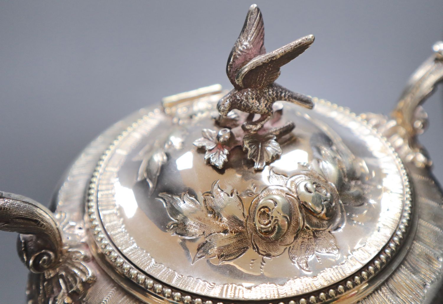An Edwardian silver plated tea kettle, height 44cm